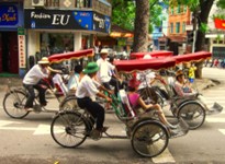 Featured image for post 'Cyclist/masseurs and their shakers in urban Vietnam